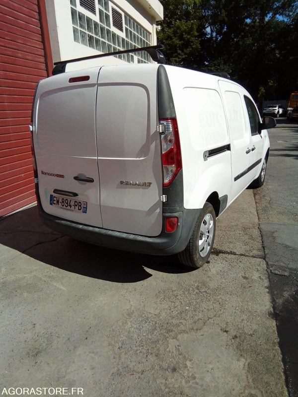 Renault maxi Kangoo 1.5 dci 90 CV 3 places clim - 2018 - 136 207km - Small van: picture 4 Renault maxi Kangoo 1.5 dci 90 CV 3 places clim - 2018 - 136 207km - Small van: picture 4