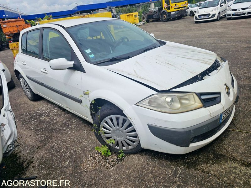 Renault megane - 2008 - 250000km - 3939ZZ76 - Car: picture 2 Renault megane - 2008 - 250000km - 3939ZZ76 - Car: picture 2
