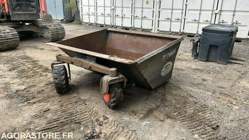 SKID JCB T190 2007 1150 HRS AVEC GODETS, FOURCHE ET TOMBEREAU - Loader: picture 4 SKID JCB T190 2007 1150 HRS AVEC GODETS, FOURCHE ET TOMBEREAU - Loader: picture 4