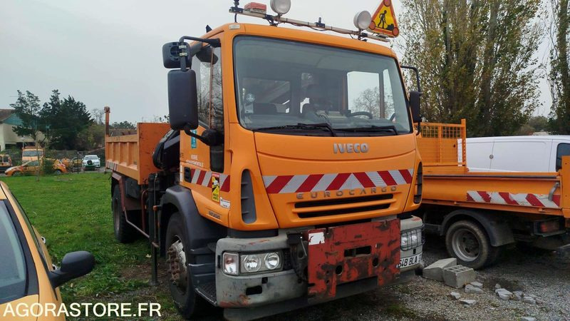 IVECO EURO CARGO - 2005 - 198613 KM - 648BLA31 - Semi-trailer: picture 2 IVECO EURO CARGO - 2005 - 198613 KM - 648BLA31 - Semi-trailer: picture 2