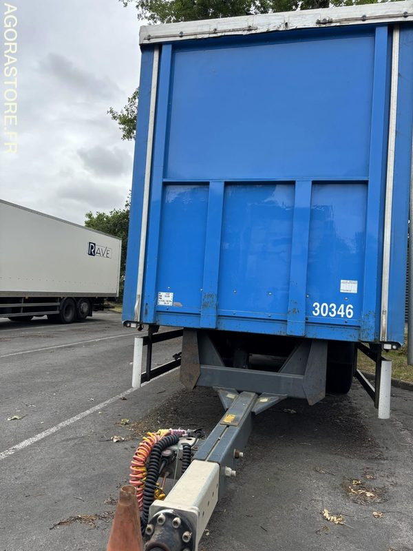 Remorque 2 essieux centraux Bâchée Fruehauf - 2015 (30346) - Semi-trailer: picture 3 Remorque 2 essieux centraux Bâchée Fruehauf - 2015 (30346) - Semi-trailer: picture 3