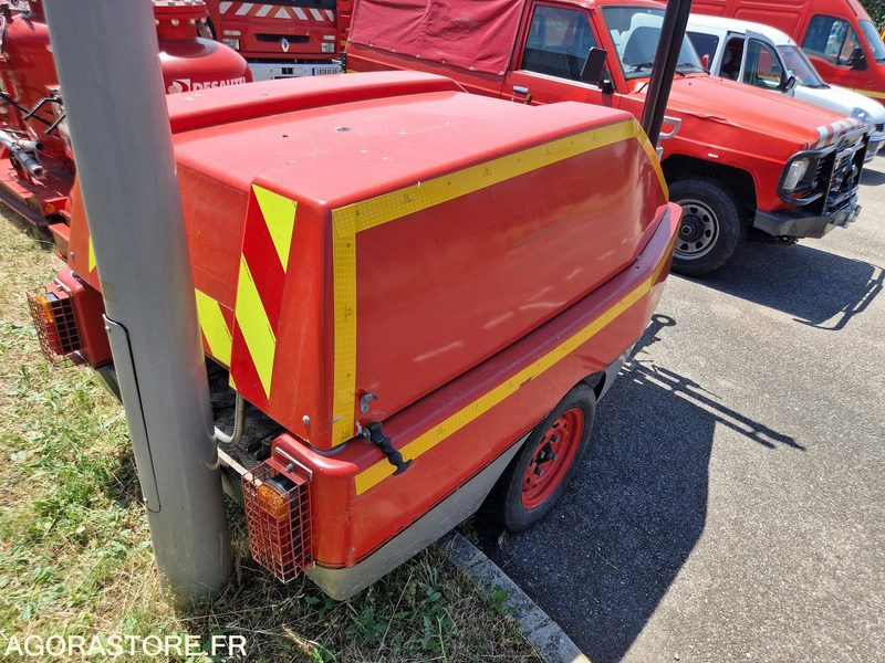 Remorque RSR Secours - Semi-trailer: picture 3 Remorque RSR Secours - Semi-trailer: picture 3