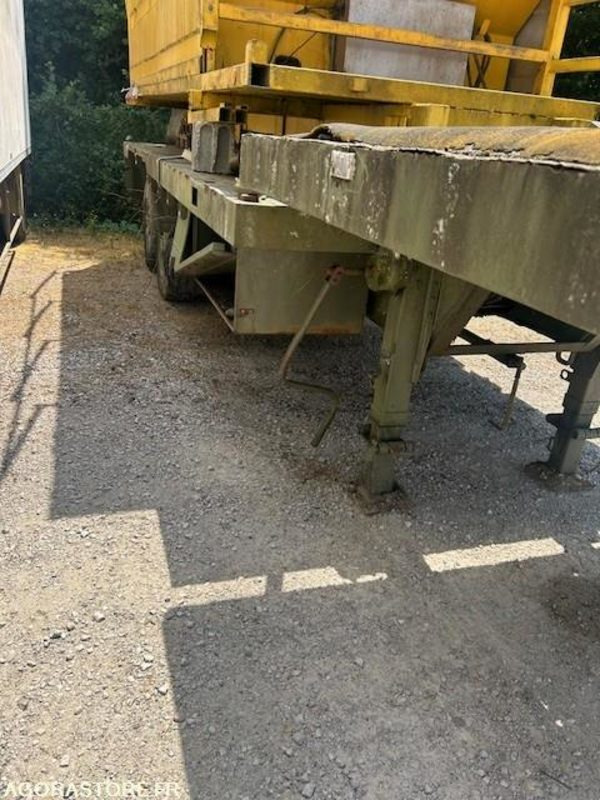 SEMI REMORQUE PLATEAU TOUT TERRAIN AVEC TWIST LOCK - Semi-trailer: picture 3 SEMI REMORQUE PLATEAU TOUT TERRAIN AVEC TWIST LOCK - Semi-trailer: picture 3