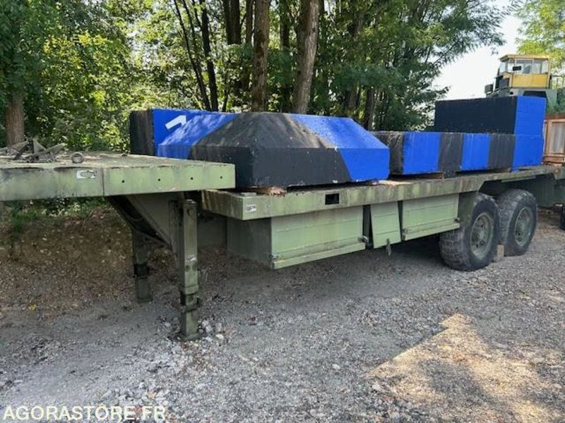 SEMI REMORQUE PLATEAU TOUT TERRAIN AVEC TWIST LOCK - Semi-trailer: picture 2 SEMI REMORQUE PLATEAU TOUT TERRAIN AVEC TWIST LOCK - Semi-trailer: picture 2