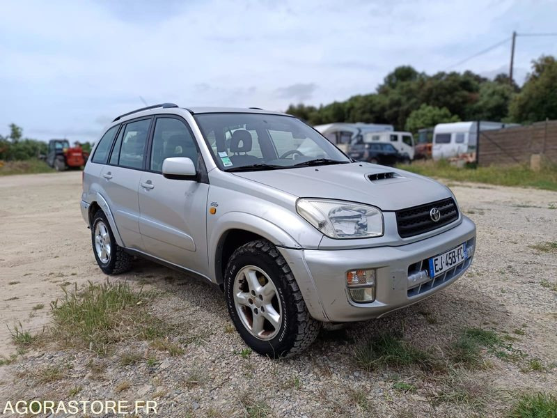TOYOTA RAV4 - 2002 - 212500KMS - SUV: picture 3 TOYOTA RAV4 - 2002 - 212500KMS - SUV: picture 3
