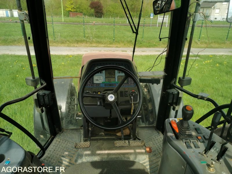TRACTEUR AGRICOLE FIATAGRI G190 - 11 900 heures - 1994 - Farm tractor: picture 3 TRACTEUR AGRICOLE FIATAGRI G190 - 11 900 heures - 1994 - Farm tractor: picture 3