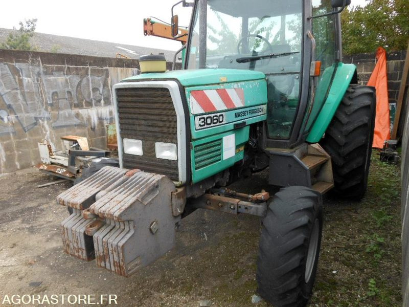 TRACTEUR AGRICOLE MASSEY FERGUSSON 3060 (DD108) - Farm tractor: picture 1 TRACTEUR AGRICOLE MASSEY FERGUSSON 3060 (DD108) - Farm tractor: picture 1