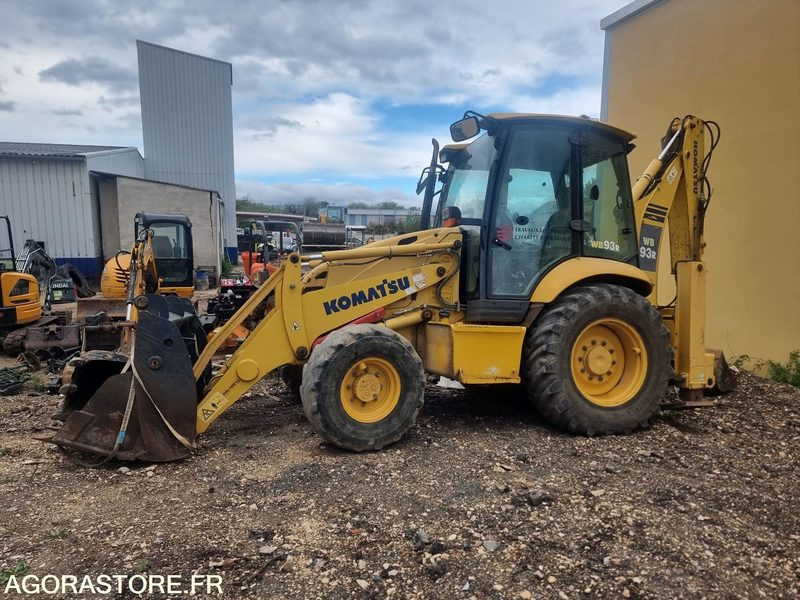 TRACTOPELLE KOMATSU WB93R / F51441 / 2006 / 7 391H / VENTE EN L'ETAT - Backhoe loader: picture 3 TRACTOPELLE KOMATSU WB93R / F51441 / 2006 / 7 391H / VENTE EN L'ETAT - Backhoe loader: picture 3