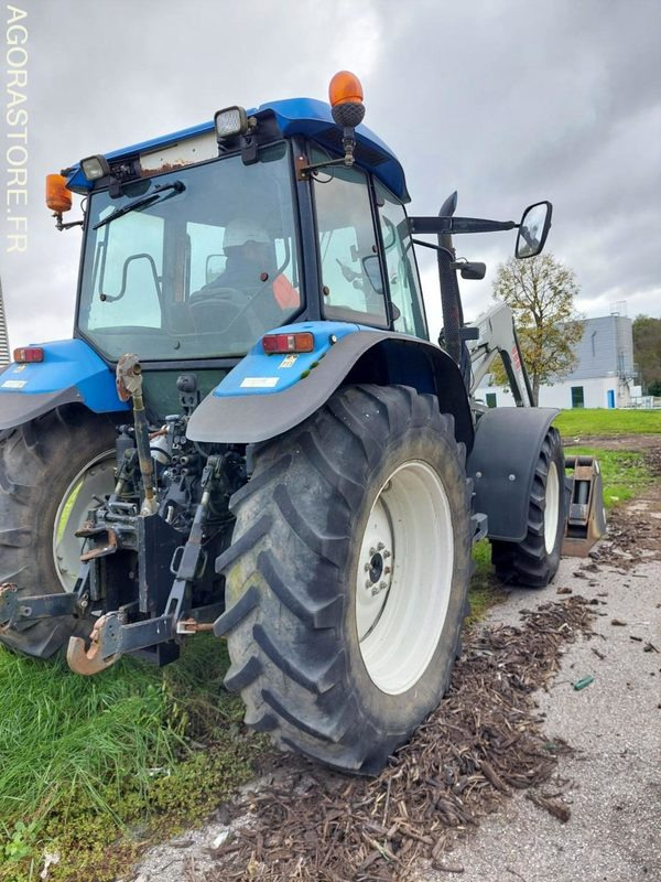 Tracteur New Holland avec chargeuse Mailleux - Farm tractor: picture 3 Tracteur New Holland avec chargeuse Mailleux - Farm tractor: picture 3