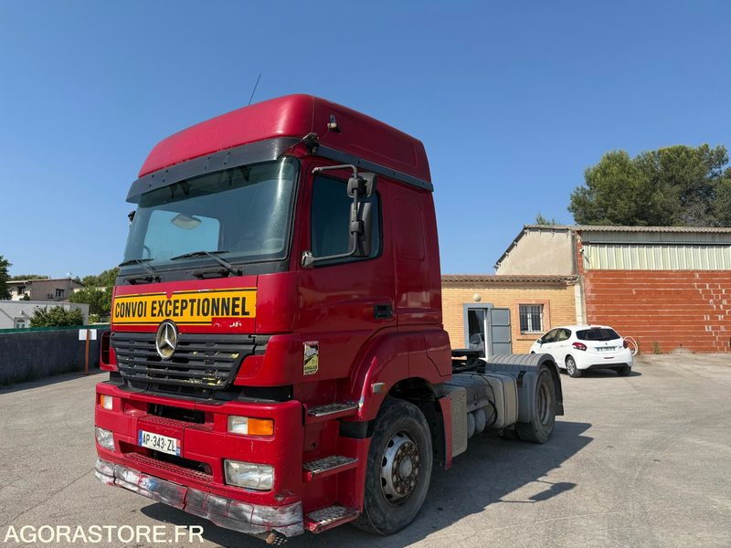 MERCEDES C1840 AXOR - 2004 - 712601km - Tractor unit: picture 1 MERCEDES C1840 AXOR - 2004 - 712601km - Tractor unit: picture 1