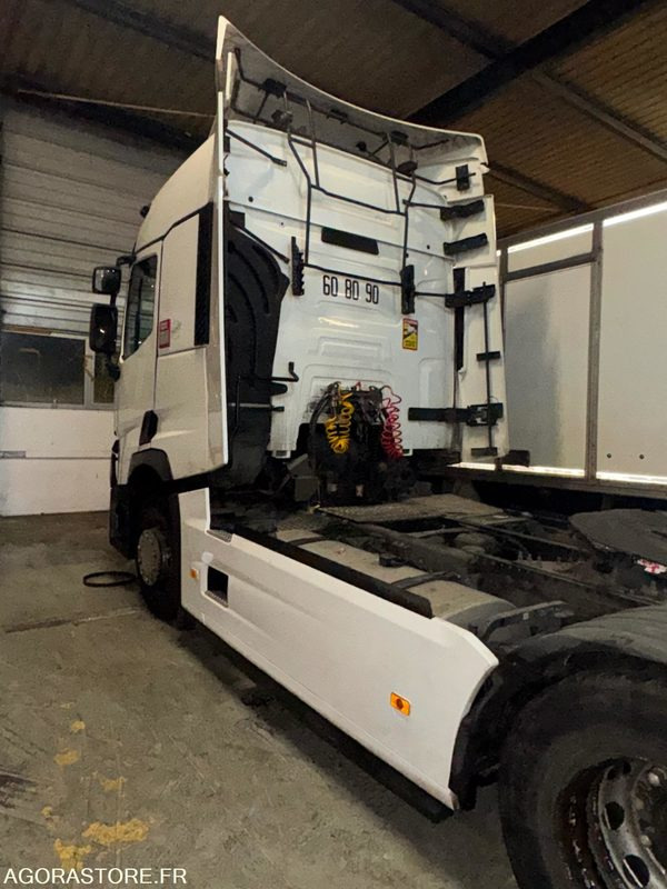 RENAUL T480 - 881000KM - Tractor unit: picture 4 RENAUL T480 - 881000KM - Tractor unit: picture 4