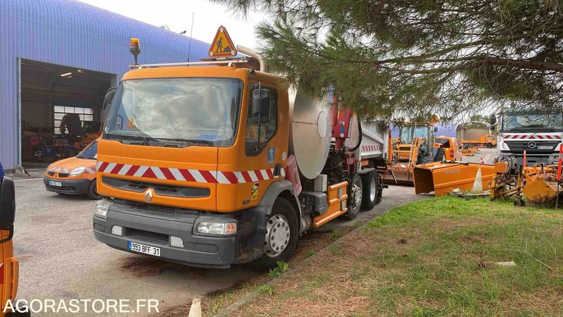 RENAULT 370 DCI - 2004 - 273881 KM - Tractor unit: picture 2 RENAULT 370 DCI - 2004 - 273881 KM - Tractor unit: picture 2