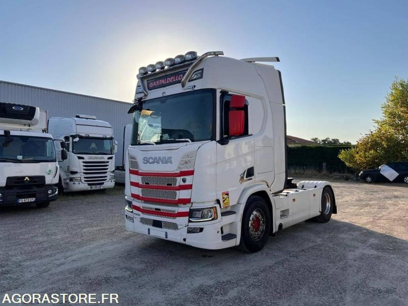 SCANIA R500 - 2017 - 995 000 KM - Tractor unit: picture 3 SCANIA R500 - 2017 - 995 000 KM - Tractor unit: picture 3