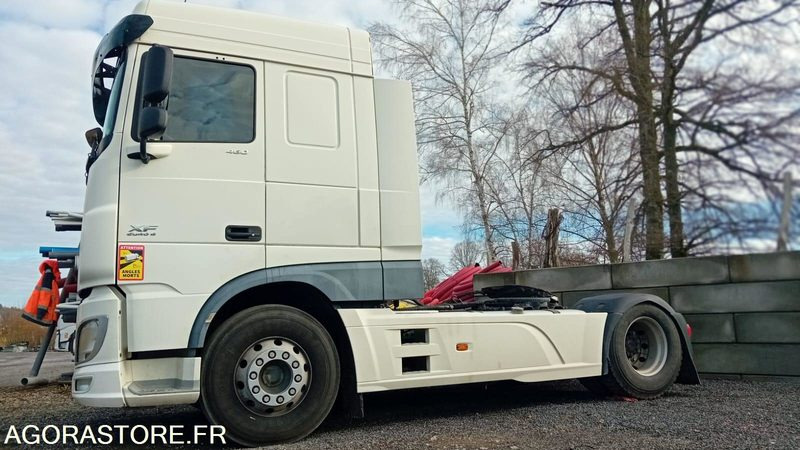 TRACTEUR DAF XF 460 - 2016 - 652 781km - pneus neufs - Tractor unit: picture 3 TRACTEUR DAF XF 460 - 2016 - 652 781km - pneus neufs - Tractor unit: picture 3