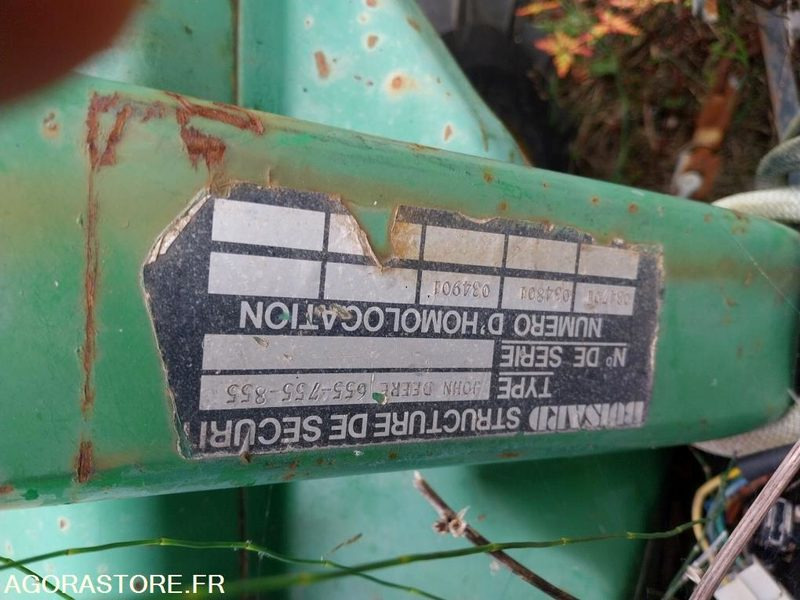 TRACTEUR JOHN DEERE 755 1453 kms 1985 - Tractor unit: picture 4 TRACTEUR JOHN DEERE 755 1453 kms 1985 - Tractor unit: picture 4