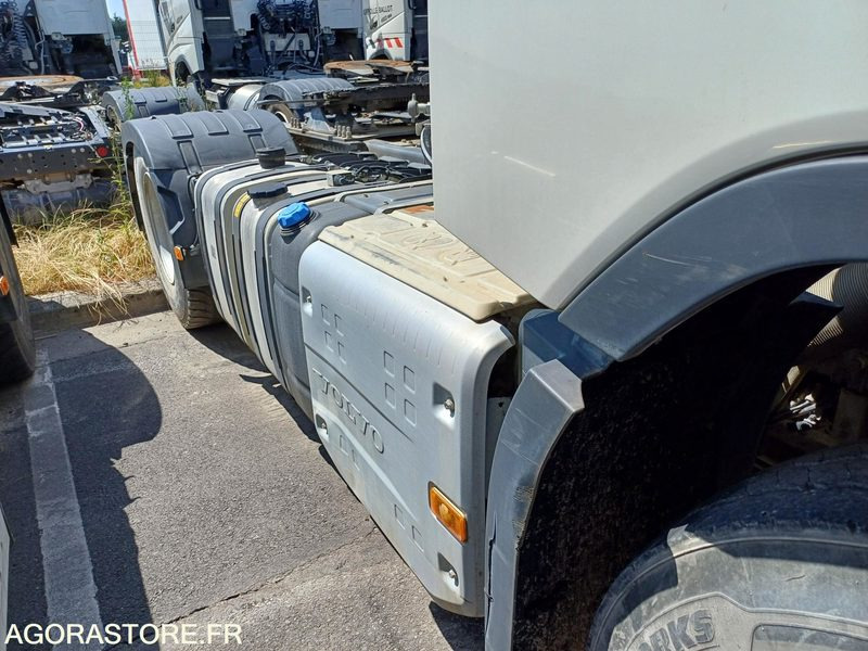 Volvo FH460 (GNL) - 2019 / 160980 KM (FJ-391-QZ) - Tractor unit: picture 4 Volvo FH460 (GNL) - 2019 / 160980 KM (FJ-391-QZ) - Tractor unit: picture 4