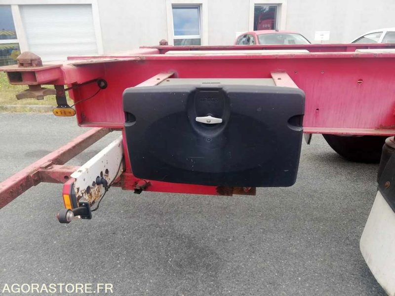 REMORQUE FRUEHAUF porte conteneurs - Trailer: picture 3 REMORQUE FRUEHAUF porte conteneurs - Trailer: picture 3