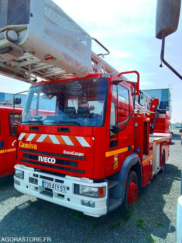 ECHELLE IVECO EUROCARGO - 739ATY57 - Truck: picture 2 ECHELLE IVECO EUROCARGO - 739ATY57 - Truck: picture 2