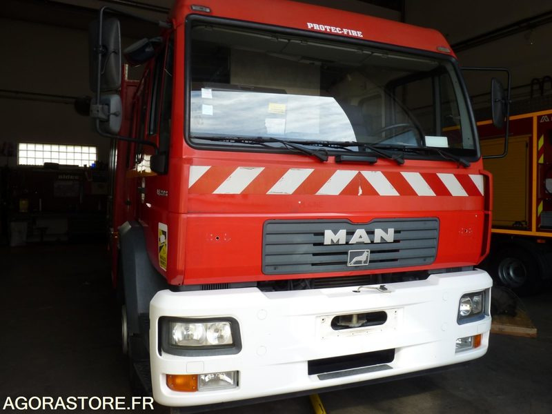 Fourgon Pompe Tonne (Pour Pièces) - Truck: picture 3 Fourgon Pompe Tonne (Pour Pièces) - Truck: picture 3