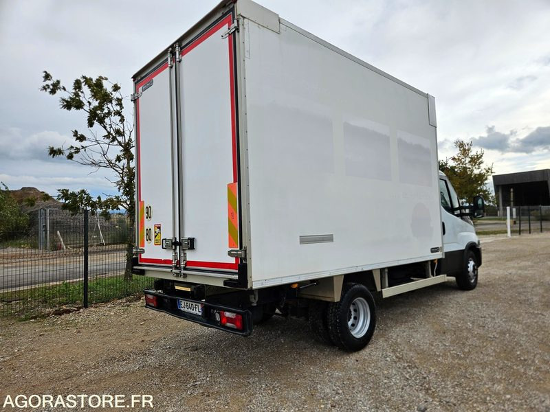 IVECO DAILY 72C21 PORTE VIANDE FRIGORIFIQUE - 2017 - Truck: picture 2 IVECO DAILY 72C21 PORTE VIANDE FRIGORIFIQUE - 2017 - Truck: picture 2