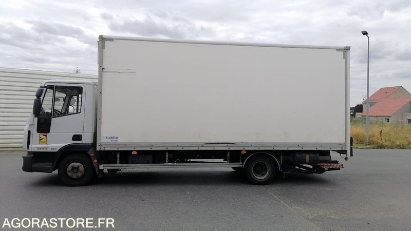 IVECO EUROCARGO - 100E18 - 2013 - 121 009 KM - Truck: picture 5 IVECO EUROCARGO - 100E18 - 2013 - 121 009 KM - Truck: picture 5