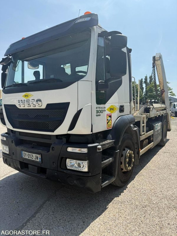 IVECO STRALIS MULTIBENNE 4x2 - 2015 / 61000KM - Truck: picture 2 IVECO STRALIS MULTIBENNE 4x2 - 2015 / 61000KM - Truck: picture 2