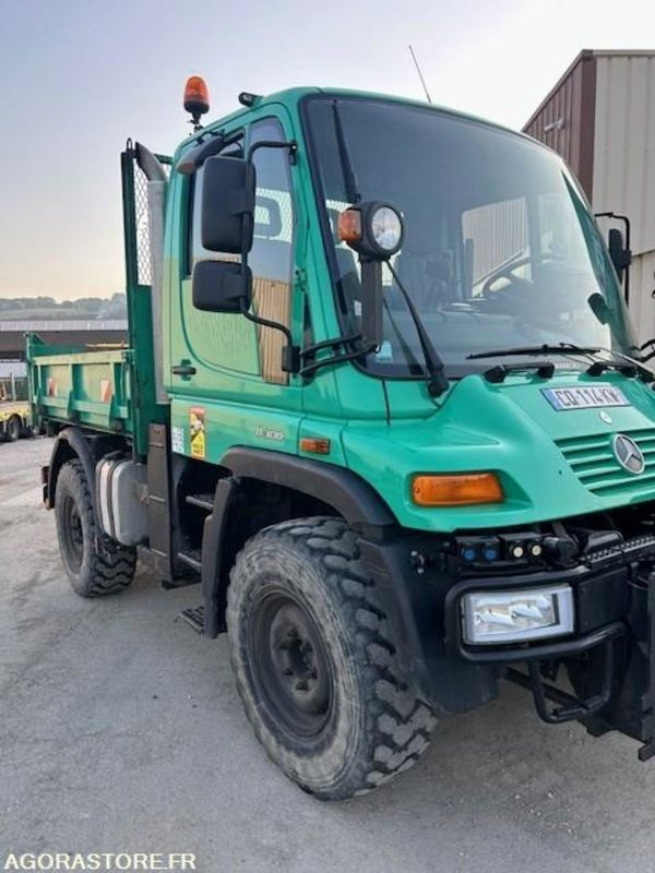 MERCEDES UNIMOG U300C VERSION COMMUNALE 2003 38210 KM - Truck: picture 5 MERCEDES UNIMOG U300C VERSION COMMUNALE 2003 38210 KM - Truck: picture 5