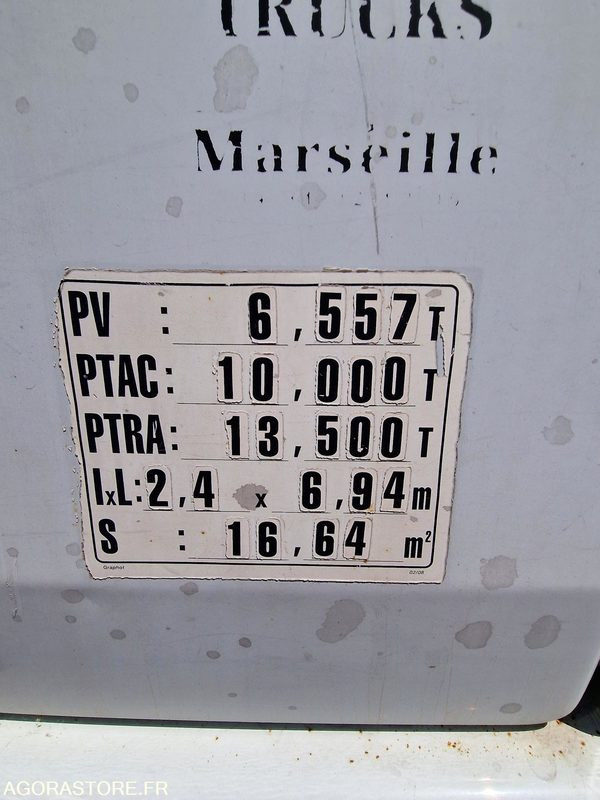PORTEUR BENNE GRUE RENAULT 10T DE 2009 - 192500 KM (R3S142) - Truck: picture 4 PORTEUR BENNE GRUE RENAULT 10T DE 2009 - 192500 KM (R3S142) - Truck: picture 4