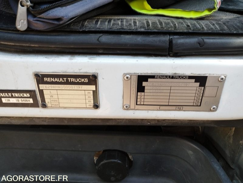 Porteur PREMIUM 270 DXI - 2012 - 299000 kms (D146/BZ-955-WL) - Truck: picture 2 Porteur PREMIUM 270 DXI - 2012 - 299000 kms (D146/BZ-955-WL) - Truck: picture 2