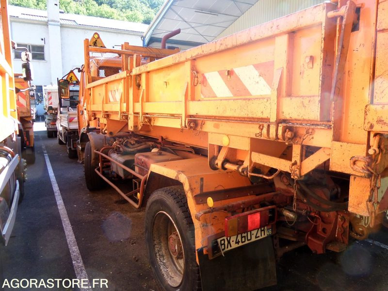 RVI M200 polybenne - 262300km - 1992 (BX-460-ZR) - Truck: picture 5 RVI M200 polybenne - 262300km - 1992 (BX-460-ZR) - Truck: picture 5