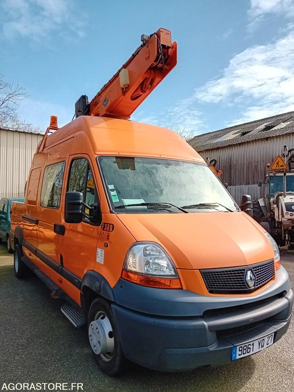 Renault Mascott Nacelle - 2006 - 31430 kms - Truck: picture 2 Renault Mascott Nacelle - 2006 - 31430 kms - Truck: picture 2
