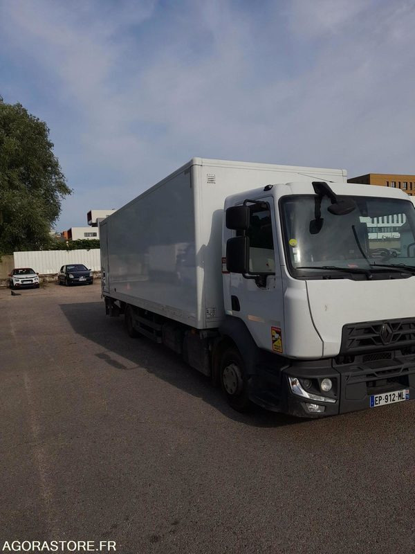 Renault Poids Lourds Type D12 / 387919 Kms / 2017 / EP-912-ML - Truck: picture 5 Renault Poids Lourds Type D12 / 387919 Kms / 2017 / EP-912-ML - Truck: picture 5