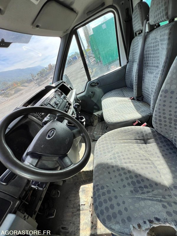 Panel van UTILITAIRE FORD TRANSIT - 2011 / 160 000 KM - MOTEUR HS: picture 7 Panel van UTILITAIRE FORD TRANSIT - 2011 / 160 000 KM - MOTEUR HS: picture 7
