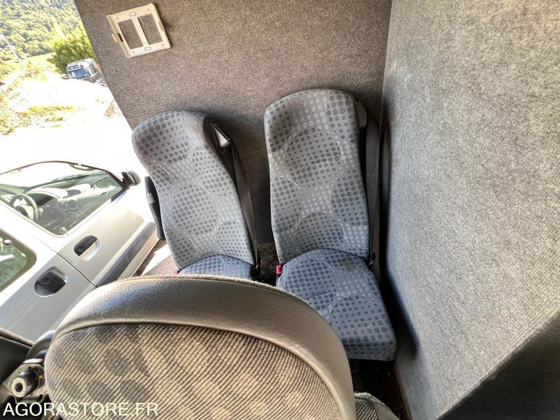 Panel van UTILITAIRE FORD TRANSIT - 2011 / 160 000 KM - MOTEUR HS: picture 11 Panel van UTILITAIRE FORD TRANSIT - 2011 / 160 000 KM - MOTEUR HS: picture 11