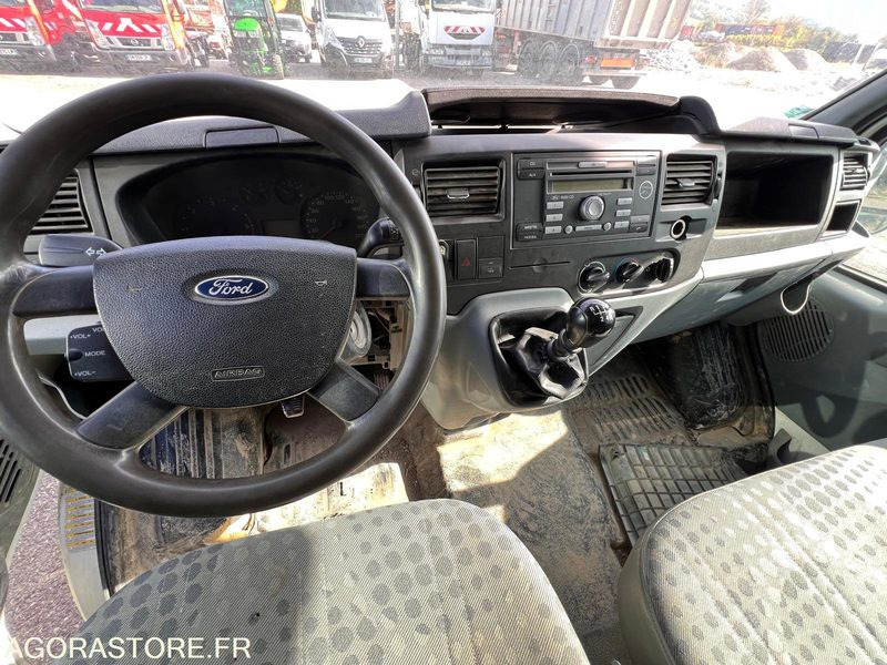 Panel van UTILITAIRE FORD TRANSIT - 2011 / 160 000 KM - MOTEUR HS: picture 6 Panel van UTILITAIRE FORD TRANSIT - 2011 / 160 000 KM - MOTEUR HS: picture 6