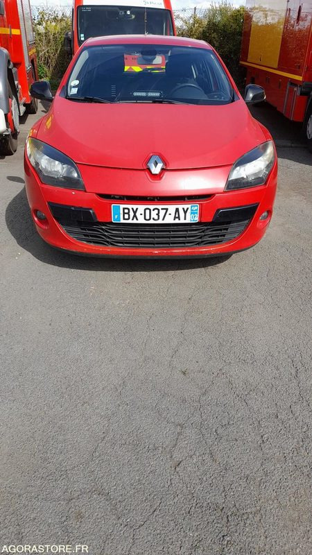 VL109 - RENAULT MEGANE - Car: picture 2 VL109 - RENAULT MEGANE - Car: picture 2