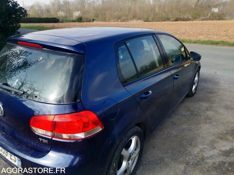 VOLKSWAGEN GOLF 6 - 2009 - 258 371kms - Car: picture 4 VOLKSWAGEN GOLF 6 - 2009 - 258 371kms - Car: picture 4