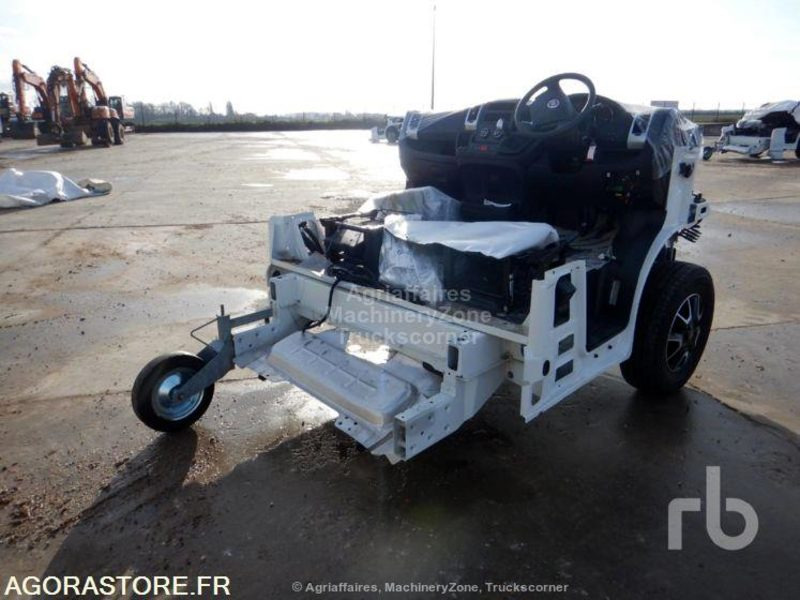 ! NEUF SORTIE USINE ! FIAT CHASSIS CABINE Boite automatique - Van: picture 3 ! NEUF SORTIE USINE ! FIAT CHASSIS CABINE Boite automatique - Van: picture 3