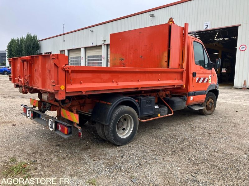 Renault Master - 2005 - 43161kms (P2001716) - Van: picture 2 Renault Master - 2005 - 43161kms (P2001716) - Van: picture 2