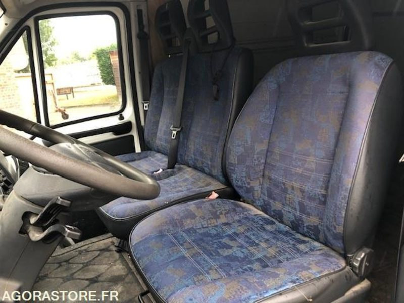 Small van Véhicule PEUGEOT BOXER 2001 NON ROULANT EN L'ETAT: picture 13