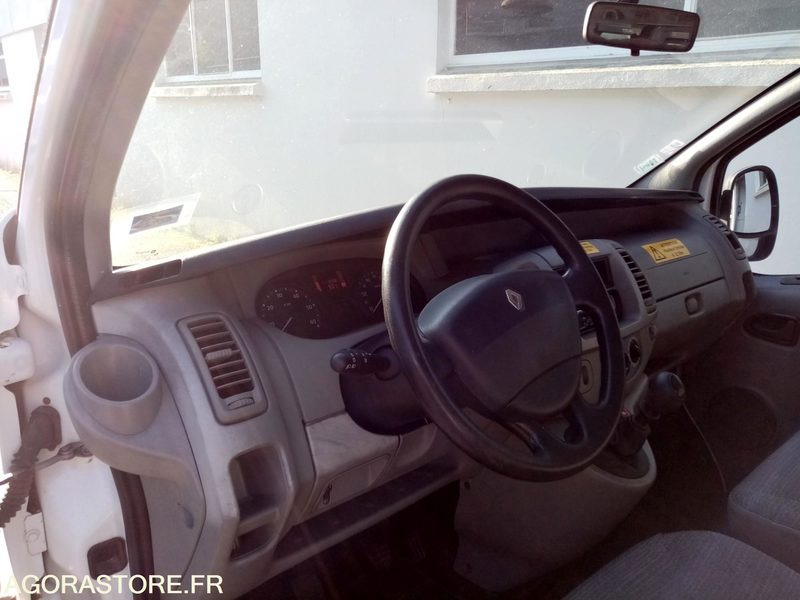 Vente Renault Trafic - Car: picture 3 Vente Renault Trafic - Car: picture 3