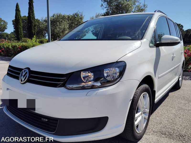 Volkswagen Touran TSI GNC 150CH BVA Essence GNC- 2015 - 90 000km - TRES BON ETAT - Car: picture 4 Volkswagen Touran TSI GNC 150CH BVA Essence GNC- 2015 - 90 000km - TRES BON ETAT - Car: picture 4
