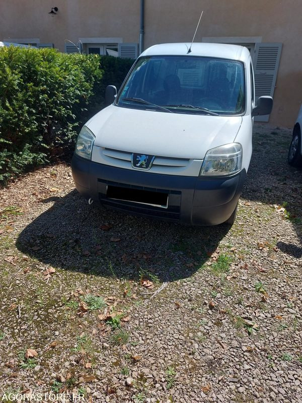 Peugeot partner 2 places - Small van: picture 5 Peugeot partner 2 places - Small van: picture 5