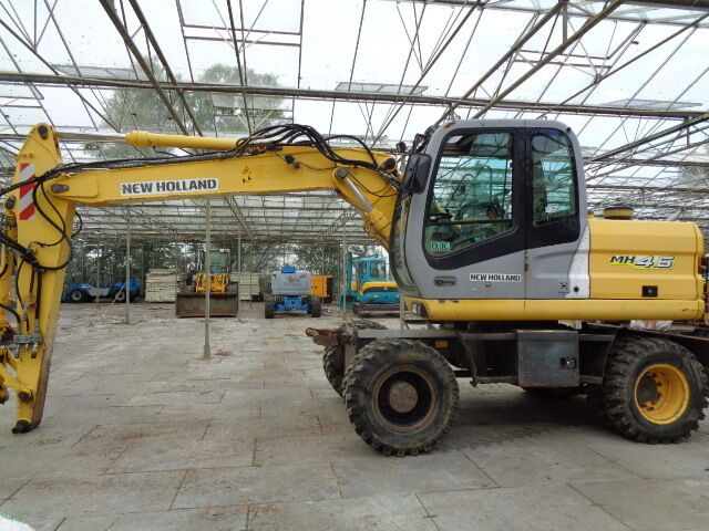 New Holland MH 4.6 - Wheel excavator: picture 1 New Holland MH 4.6 - Wheel excavator: picture 1