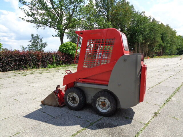 Gehl 1640 - Other machinery: picture 2 Gehl 1640 - Other machinery: picture 2