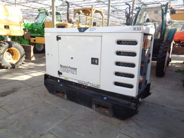 SDMO R-series 33 C3UND - Generator set: picture 1 SDMO R-series 33 C3UND - Generator set: picture 1
