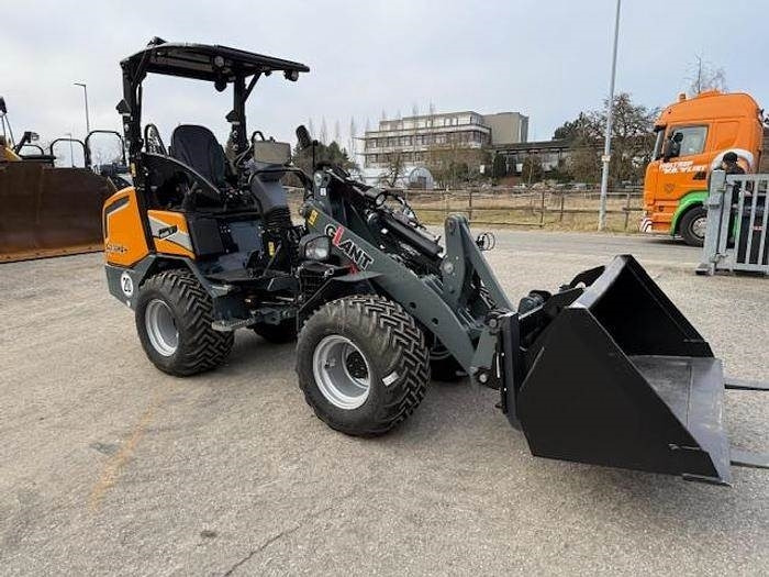 GiANT G2700 X-TRA HD Y - Wheel loader: picture 3 GiANT G2700 X-TRA HD Y - Wheel loader: picture 3