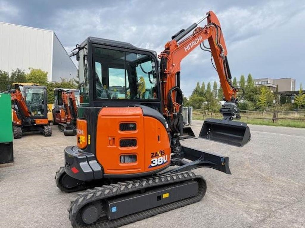 Hitachi ZX 38 U-6 MTC (P-Line) - Mini excavator: picture 3 Hitachi ZX 38 U-6 MTC (P-Line) - Mini excavator: picture 3