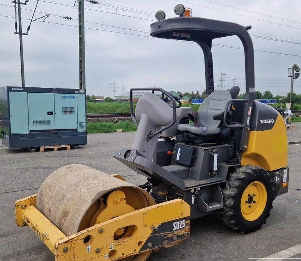 Volvo SD25 - Roller: picture 1 Volvo SD25 - Roller: picture 1