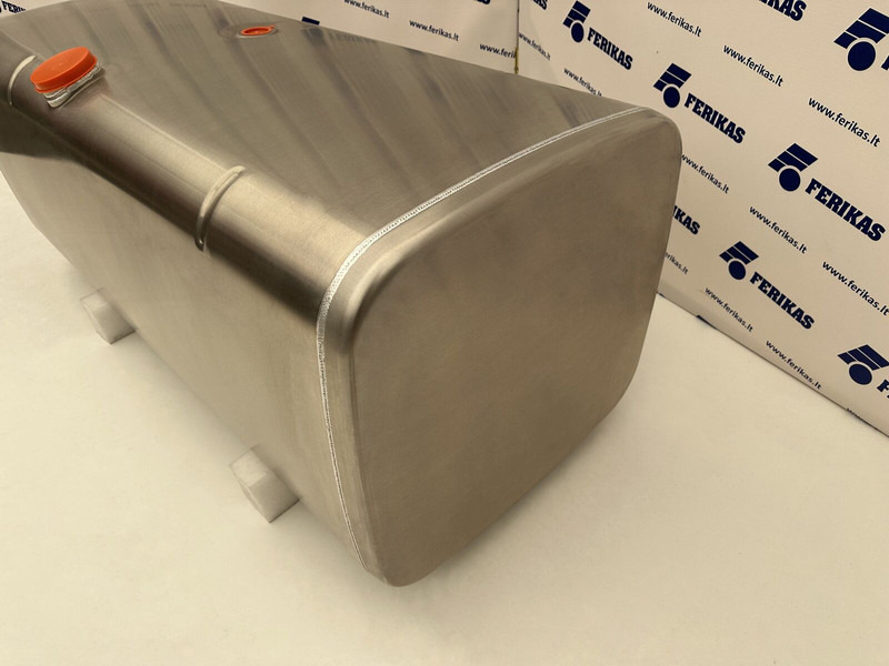 Iveco - Fuel tank for Truck: picture 2 Iveco - Fuel tank for Truck: picture 2